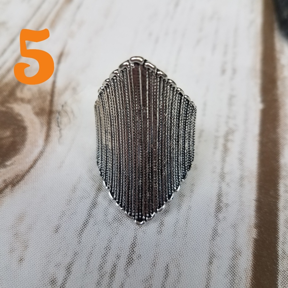 Vintage Carved Silver Plated Rings - Picture 6 of 8